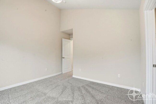 Building Photo - 18212 NE 47th Ave