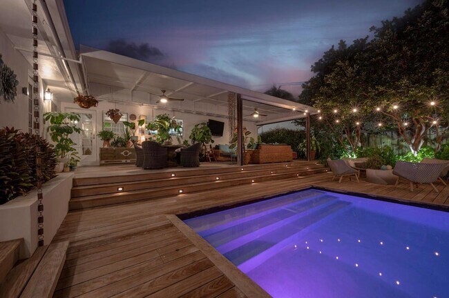 Building Photo - 302 NW 16th St