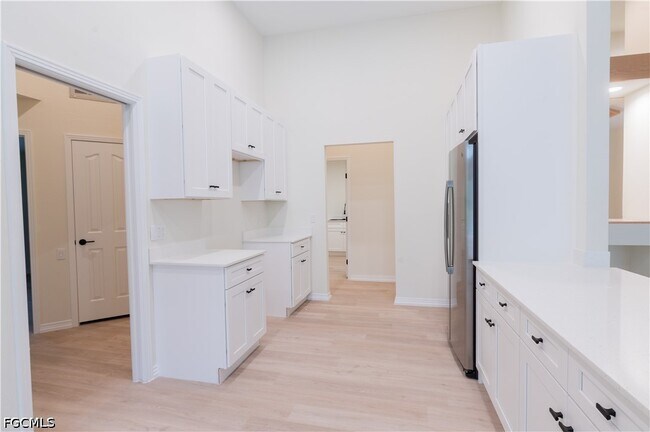 Building Photo - 15200 Sweetwater Ct