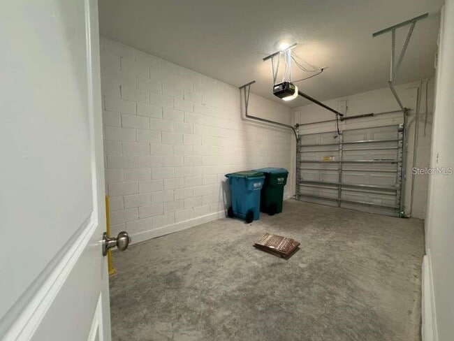 Building Photo - 7641 Waterscape Drive