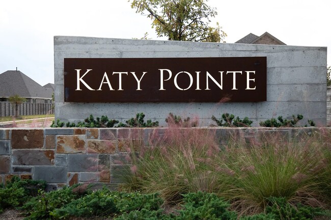 Building Photo - 4423 Sandhill Terrace Ln