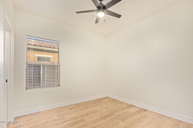 Building Photo - 2669 E Bellerive Dr