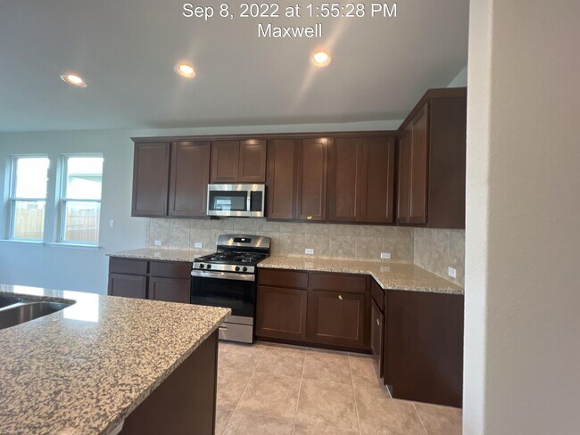 Building Photo - 194 Living Reef Dr