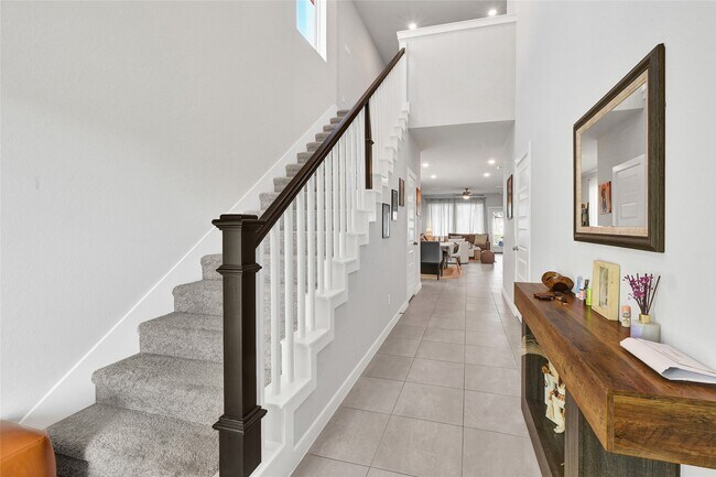 Building Photo - 7214 Clearwater Cv Dr