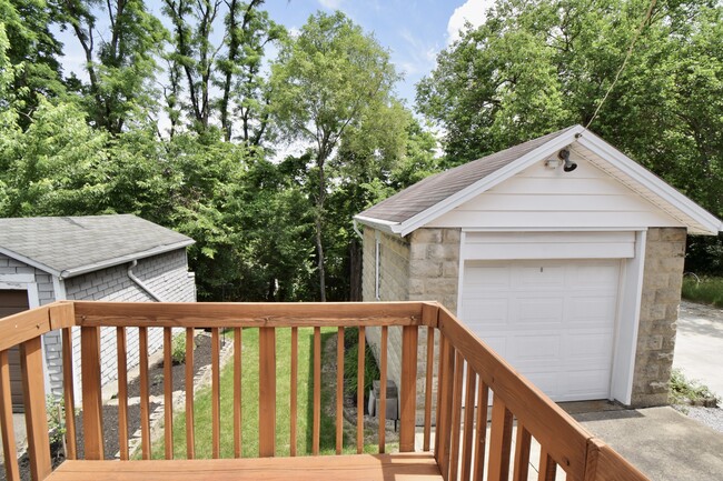 Building Photo - 3048 Taylor Ave