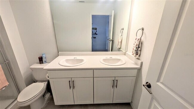 Building Photo - 5686 Archipelago St