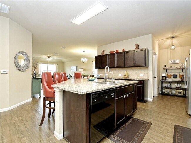 Building Photo - 3424 Stephans St