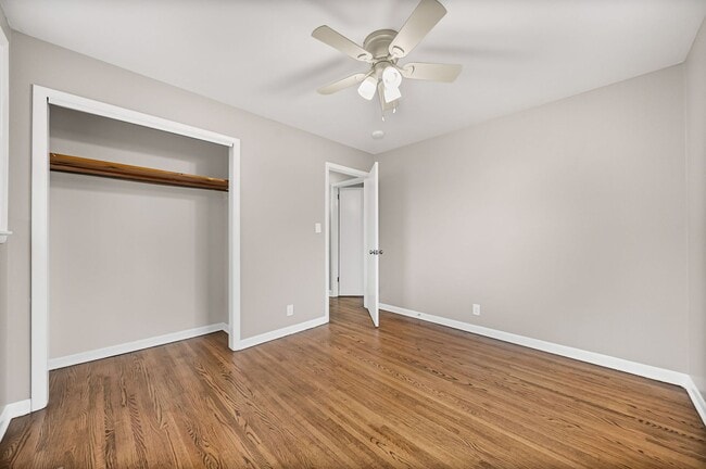 Building Photo - 3 Bedroom Pet Friendly Home For Rent Near Post!