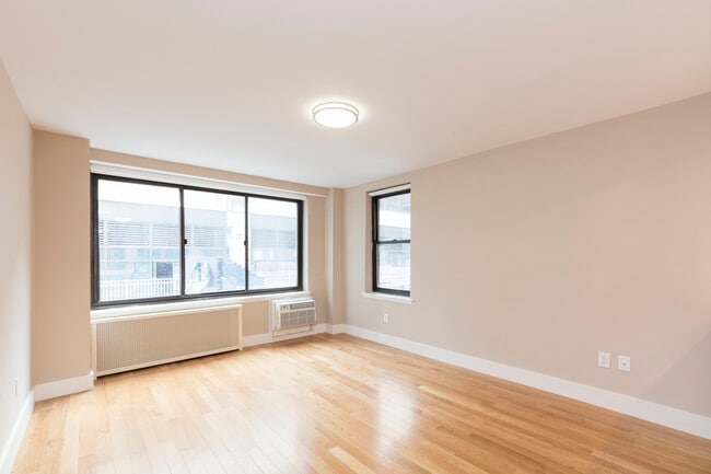Interior Photo - 792 Columbus Avenue