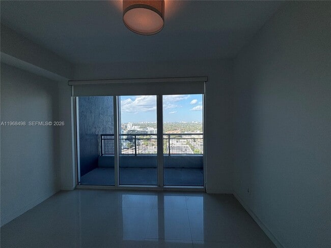 Building Photo - 60 SW 13th St