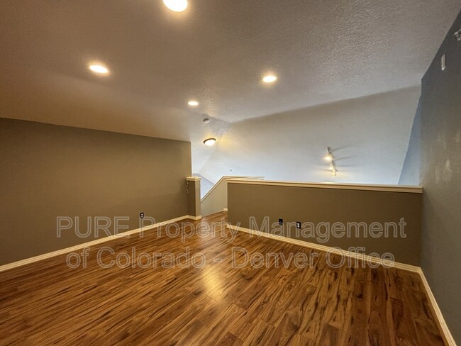 Building Photo - 9489 Ashbury Cir