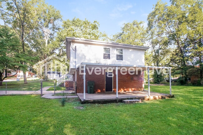 Building Photo - 4910 Roebuck Rd NW