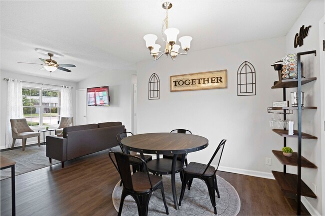 Building Photo - 3415 Oak Lawn Dr