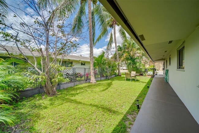 Building Photo - 1473 NW 10th St