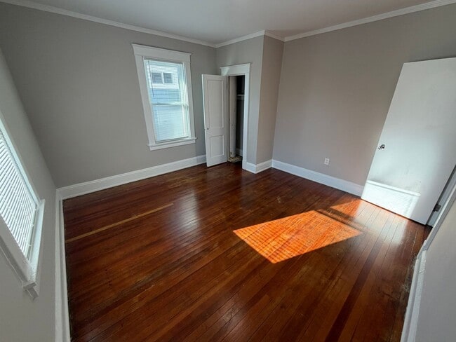 Building Photo - Beautifully Renovated 4bdrm/1.5bth Home Located in Richmond's Northside!!