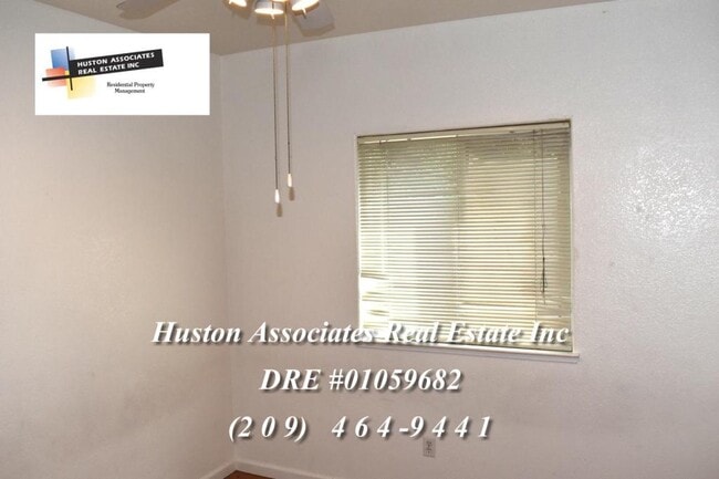 Building Photo - 1541 N El Dorado St