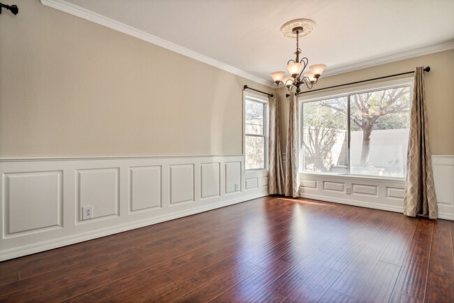 Building Photo - Single Family Dream Home in Trabuco Canyon