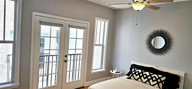 Building Photo - 1147 Delaney Ave