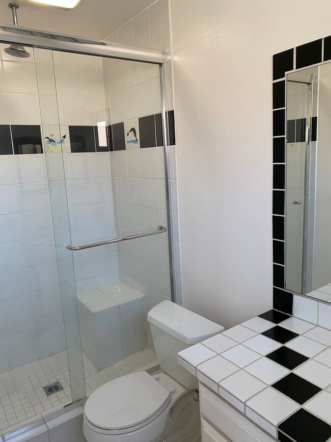 Building Photo - Remodeled 4 bed, 2 bath single story pool home
