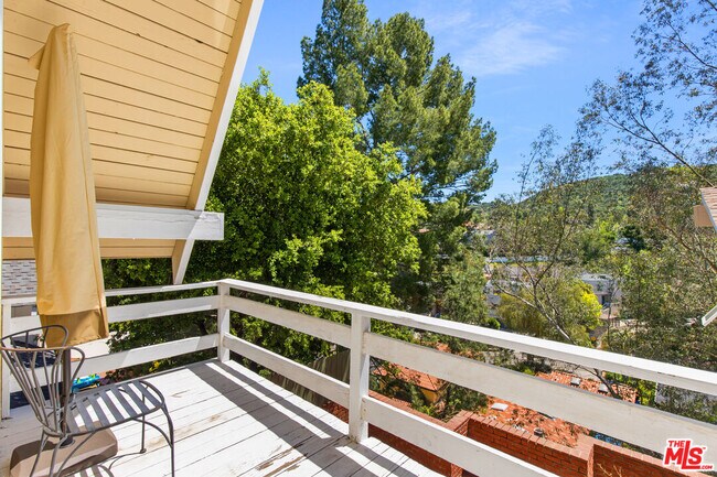 Building Photo - 4236 Ensenada Dr