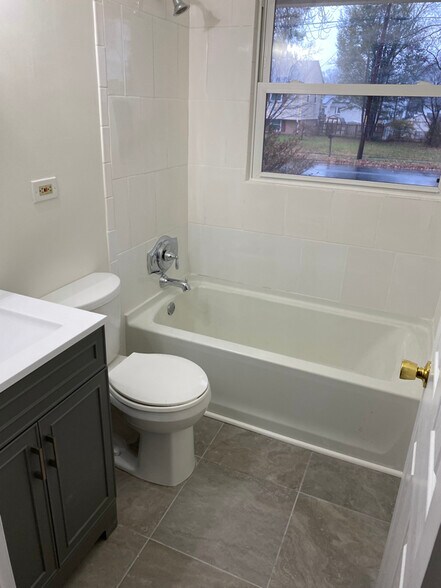 Building Photo - 14913 Ritchie Rd