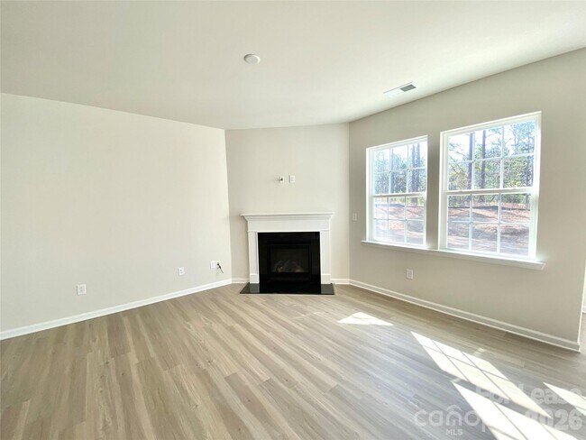 Building Photo - 1016 Whipcord Dr