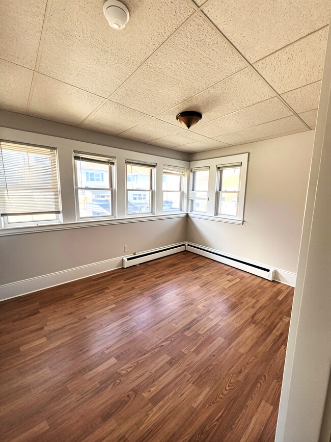 Building Photo - Washington