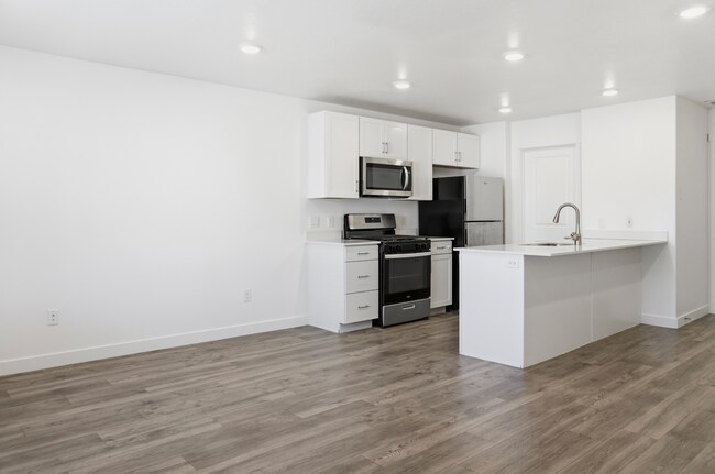 Building Photo - 3933 Orinda Dr