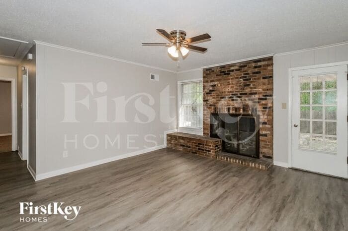 Building Photo - 5374 Jordan Dr