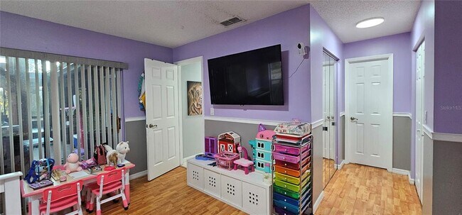 Building Photo - 10123 Fairtree Ln