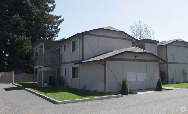 Building Photo - Lakewood Village Apartments