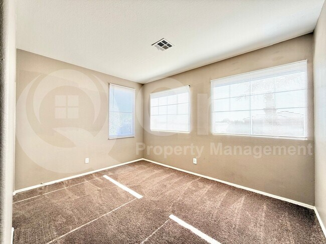 Building Photo - 1945 N 103rd Dr