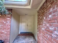 Building Photo - 4426 Hirschfield Rd