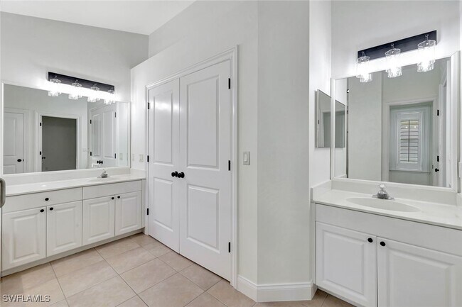 Building Photo - 7052 Timberland Cir