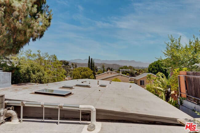 Building Photo - 1775 College View Pl