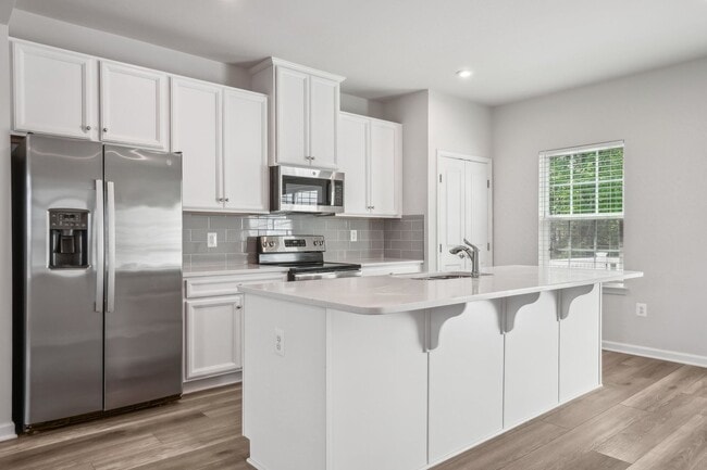 Building Photo - Lukas Park, Over 2000 Square Feet, Nearly New Build... Everything you want all in one! Come see f...