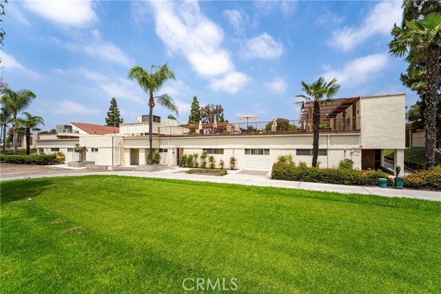 Building Photo - 2404 Via Mariposa W