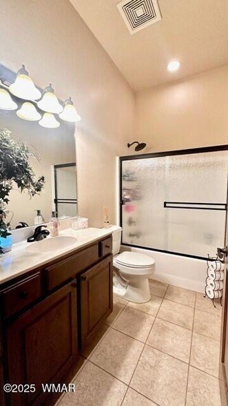 Building Photo - 2450 S White Mountain Rd