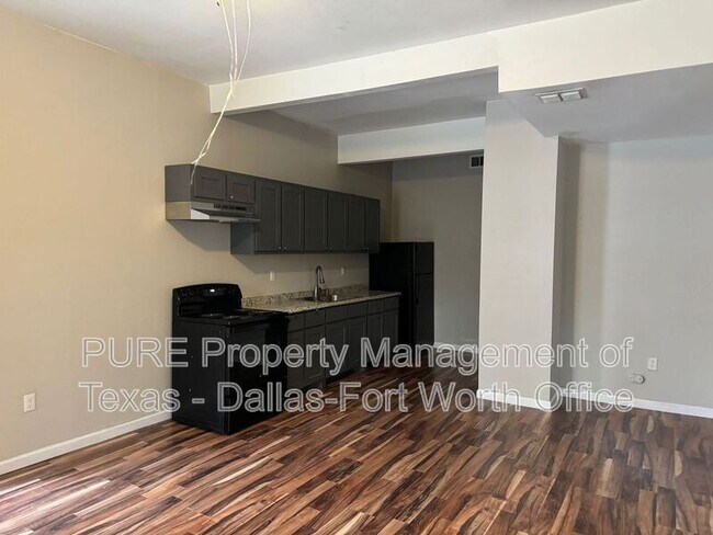 Building Photo - 2932 Haynie St
