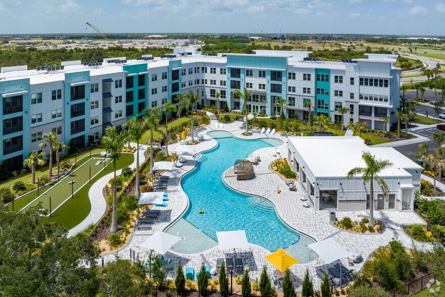 Pool - Linz of Viera