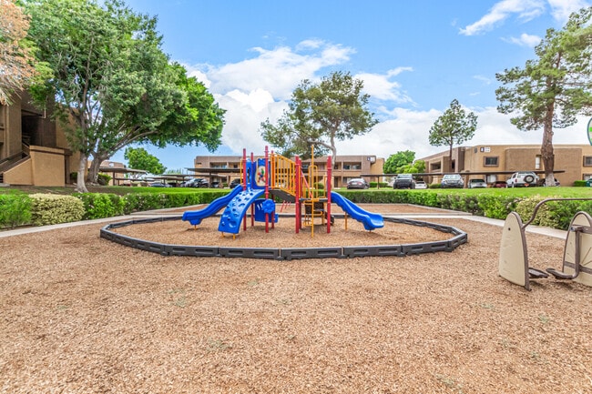Building Photo - 3601 W Tierra Buena Ln