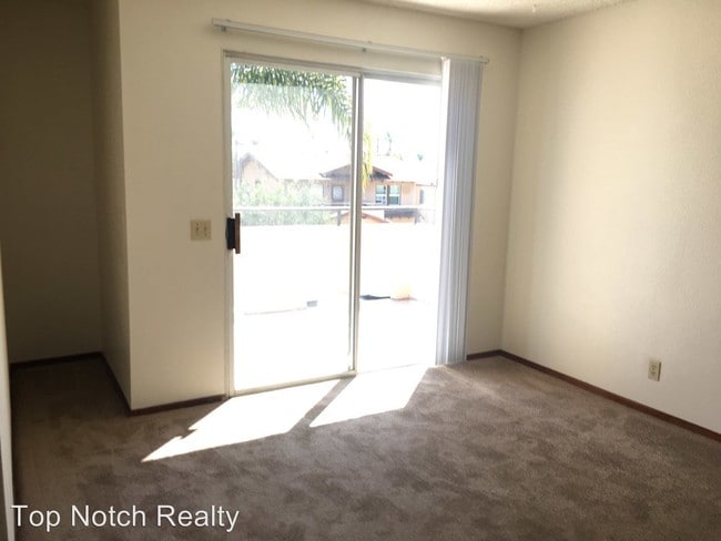 Building Photo - 4270 Highland Ave