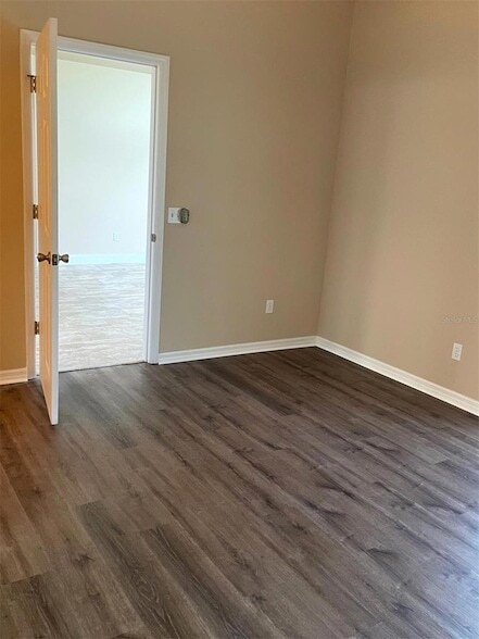 Building Photo - 128 Brushcreek Dr