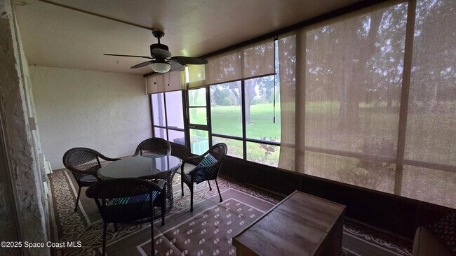 Building Photo - 2578 Demaret Dr