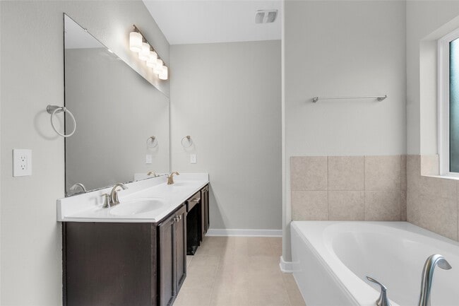 Building Photo - 1510 Bella Gdn Ct