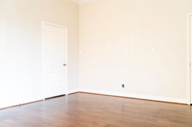 Building Photo - 1419 Colorado St