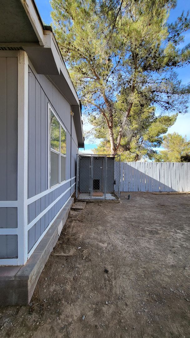 Building Photo - 521 Alaska Way