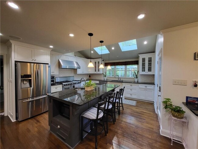 Building Photo - 363 Indian Hills Trail