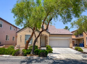 Building Photo - **COMING SOON 07/18/2025**UPDATED 4 Bedroo...