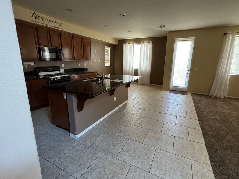 Building Photo - 1678 Gazebo Ln